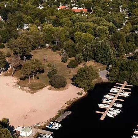 La Reserve 4 Etoiles Emplacement 844 3ch 2sdb 6 Personnes Gastes